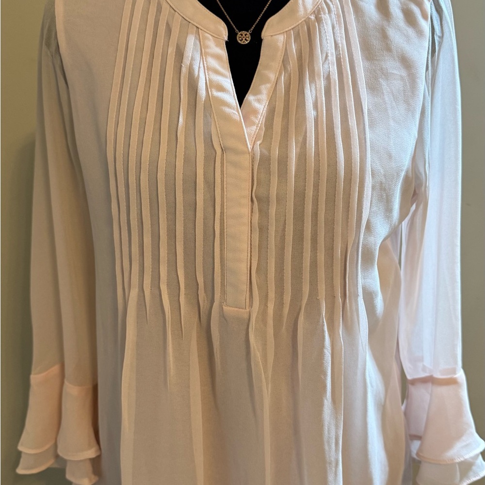 Women’s Light Pink Pleated V-Neck Blouse